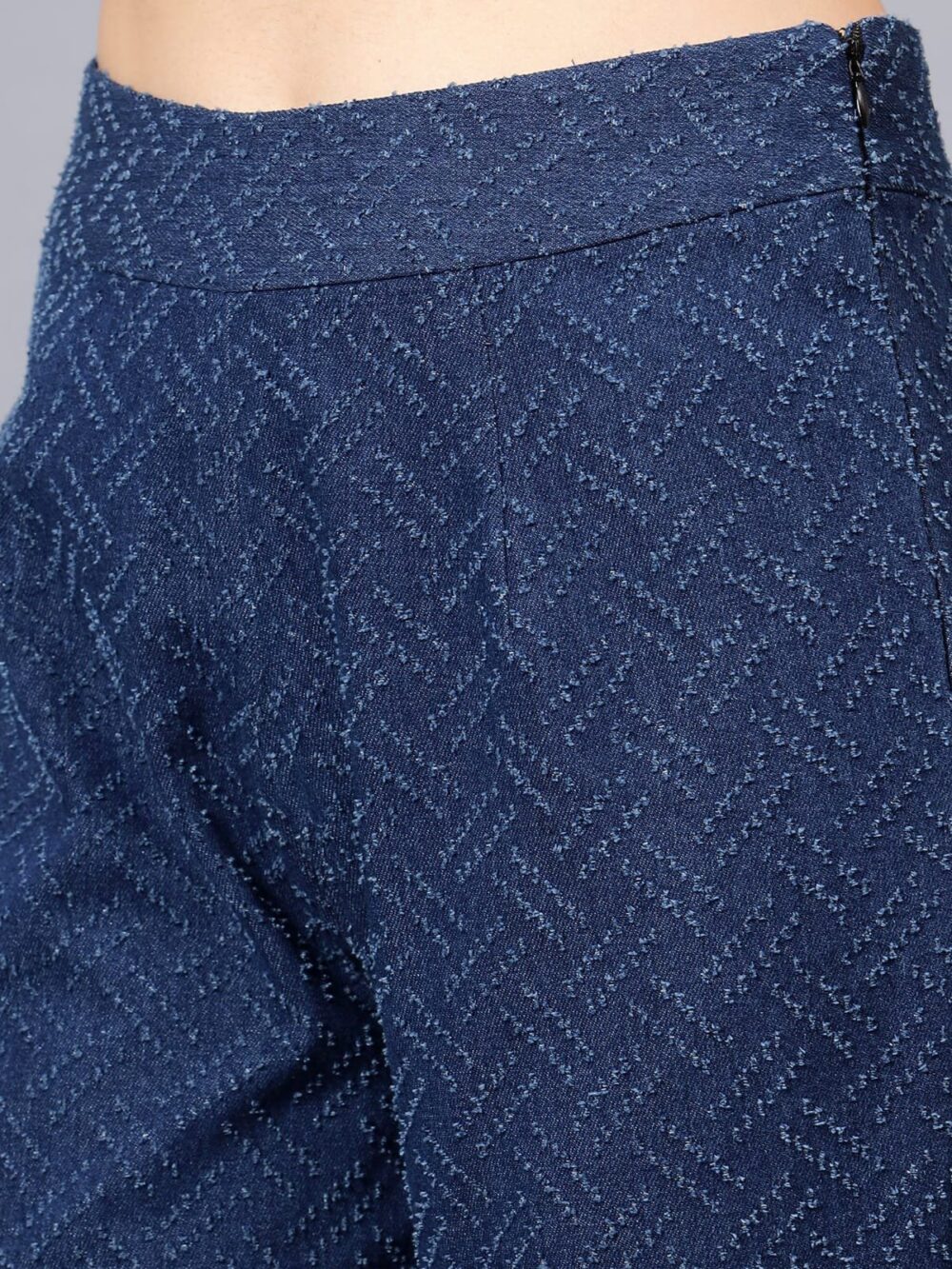 Denim Set with Waist Embroidery - Image 4